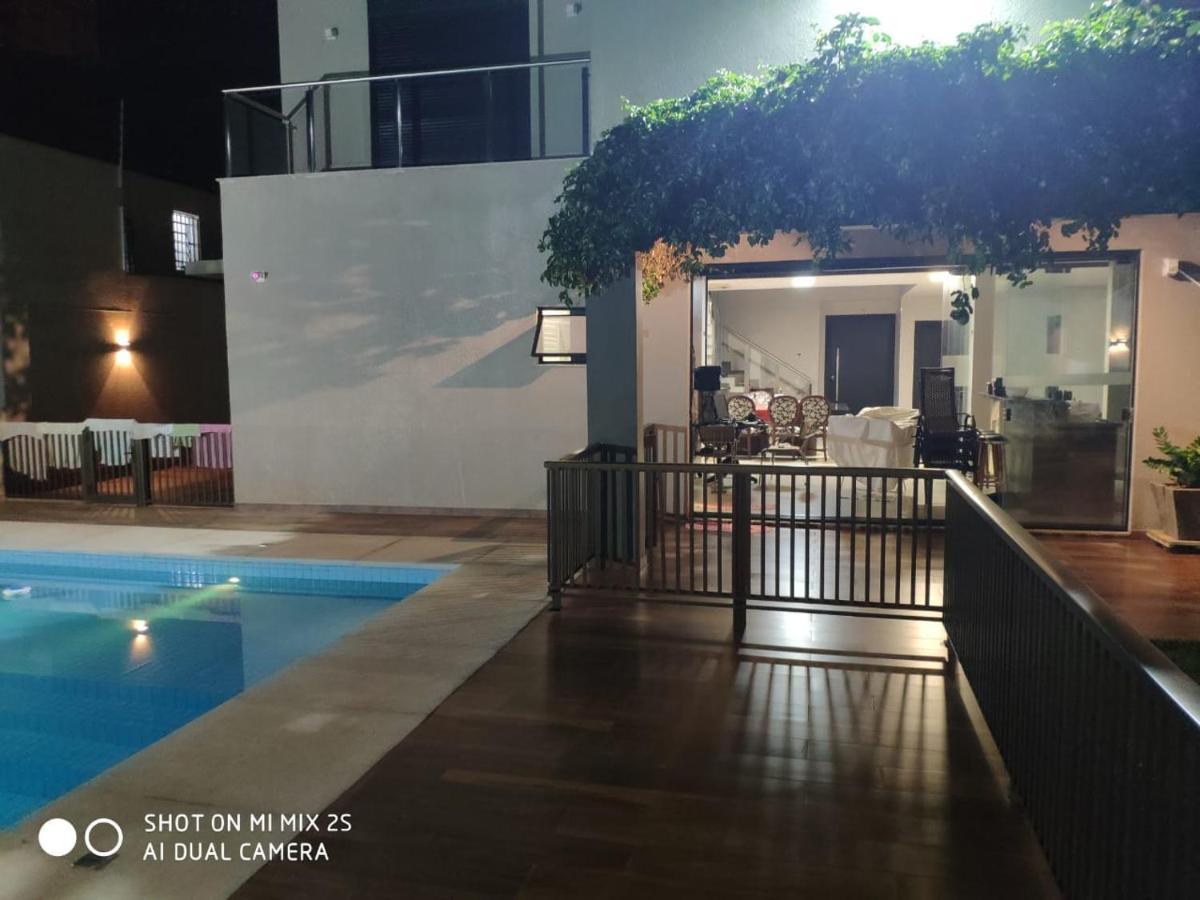 Casa Moderna No Centro Proxima A Atracoes Turisticas Villa Foz do Iguaçu Dış mekan fotoğraf